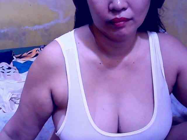 SweetMonlight webcam