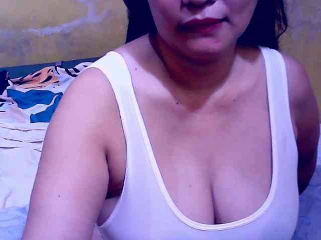 SweetMonlight webcam