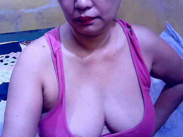 SweetMonlight webcam