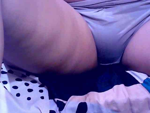SweetMonlight webcam
