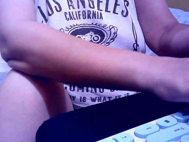 SweetMonlight webcam