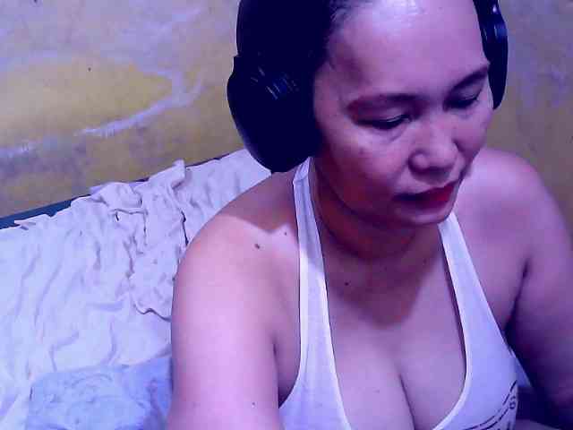 SweetMonlight webcam
