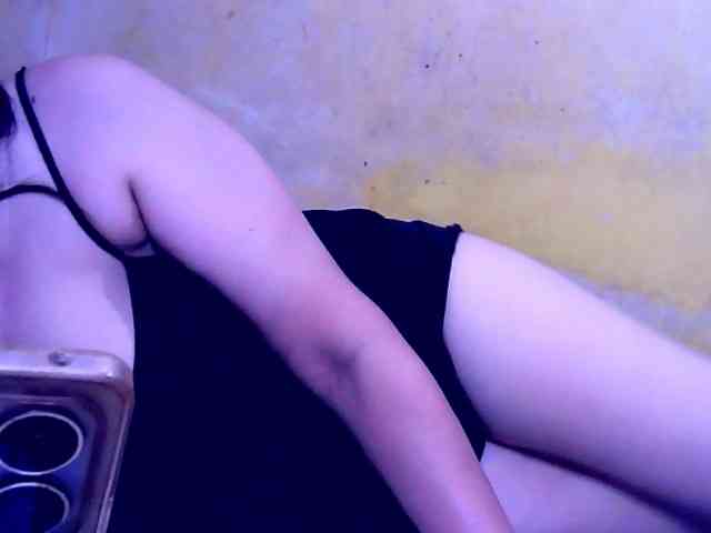 SweetMonlight webcam