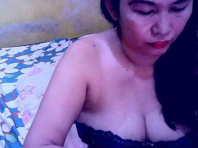 SweetMonlight webcam
