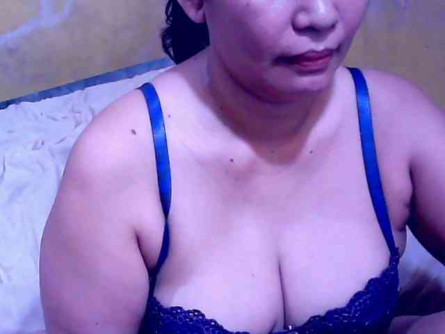 SweetMonlight webcam