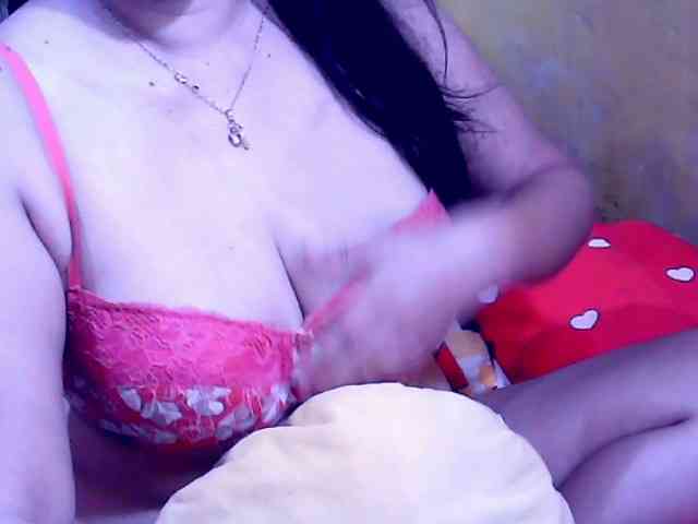 SweetMonlight webcam