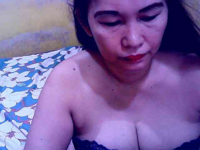 SweetMonlight webcam
