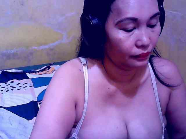 SweetMonlight webcam
