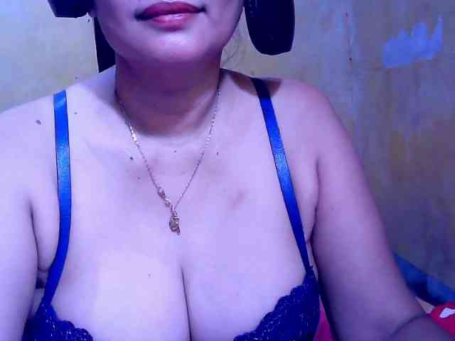 Model: SweetMonlight