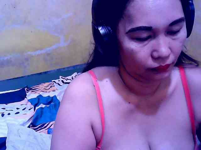 SweetMonlight webcam