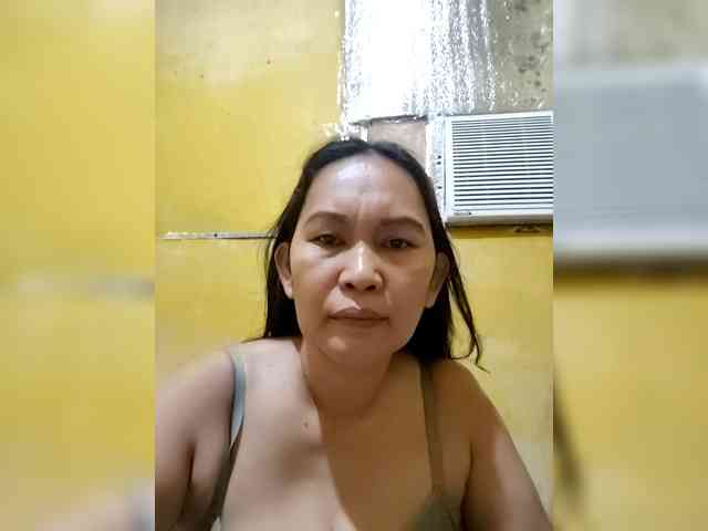 SweetMonlight webcam