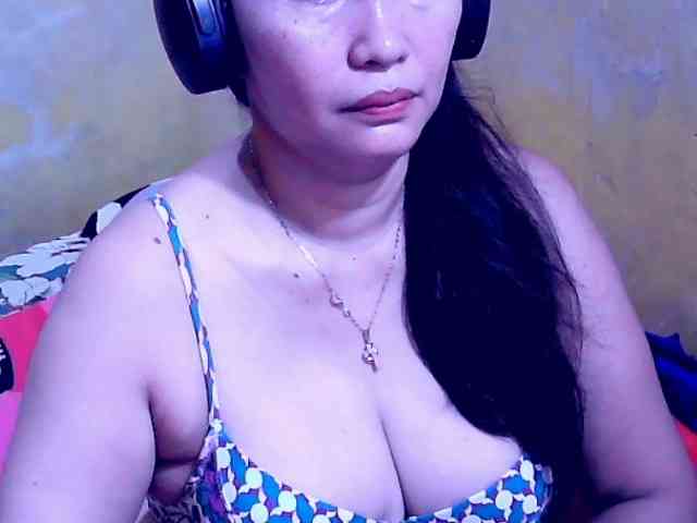 SweetMonlight webcam