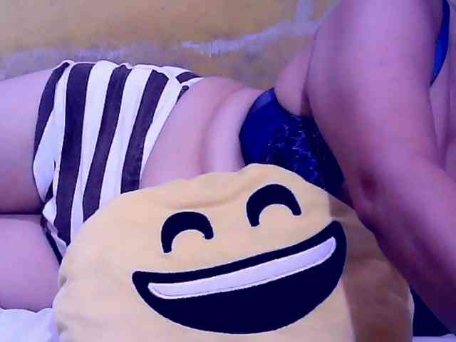 SweetMonlight webcam