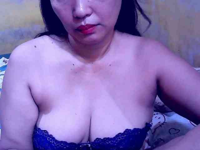 SweetMonlight webcam