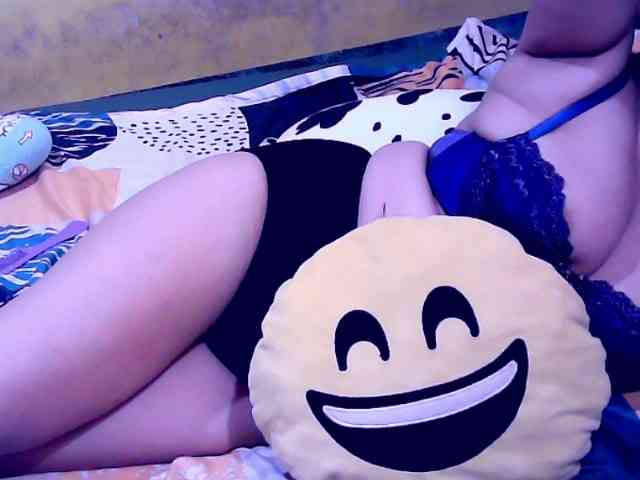 SweetMonlight webcam
