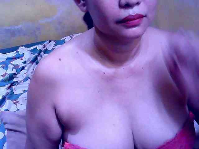 SweetMonlight webcam