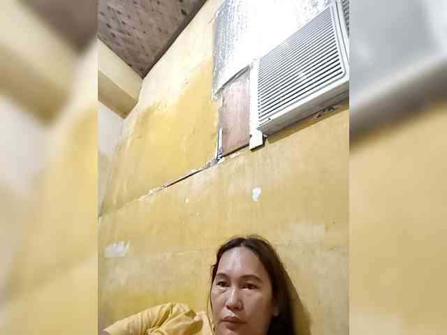 SweetMonlight webcam