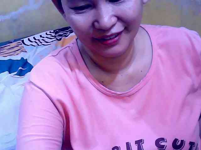 SweetMonlight webcam