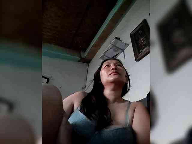 SweetMonlight webcam