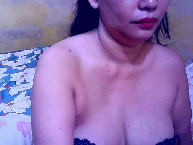 SweetMonlight webcam
