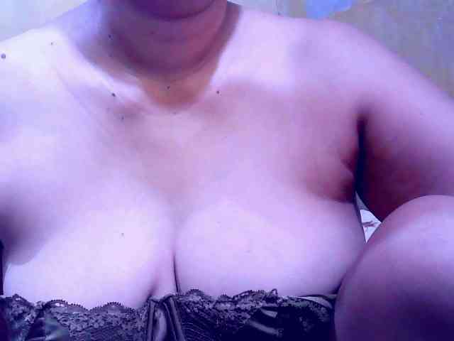 SweetMonlight webcam