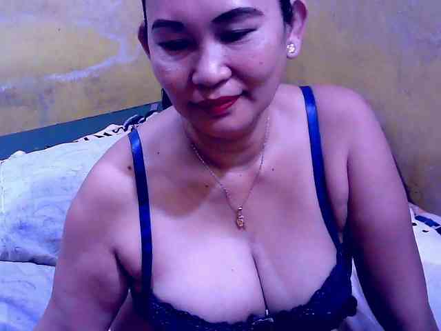 SweetMonlight webcam