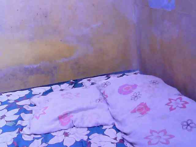 SweetMonlight webcam