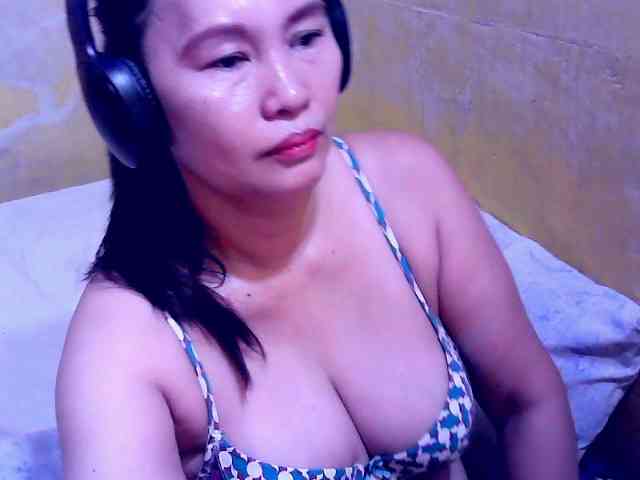 SweetMonlight webcam