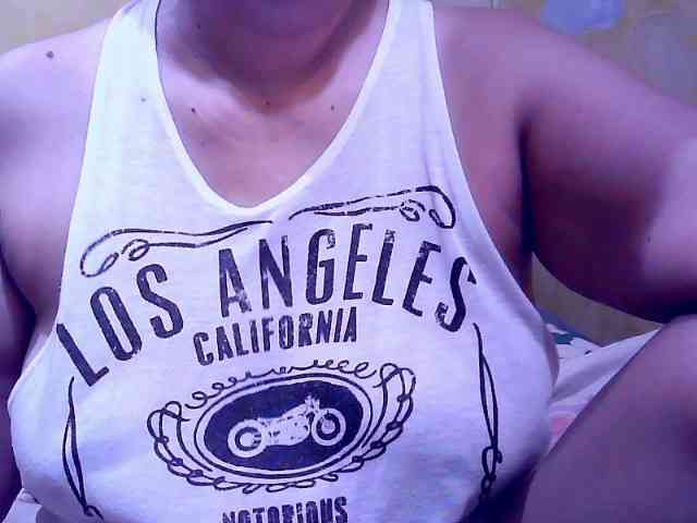 SweetMonlight webcam