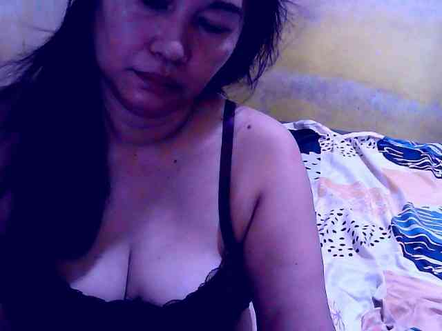 SweetMonlight webcam