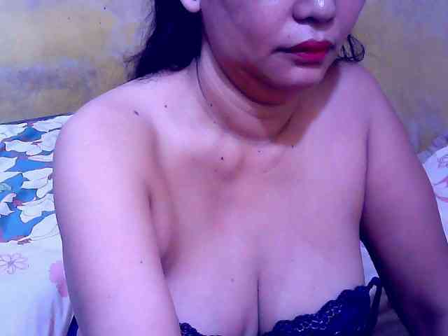 SweetMonlight webcam