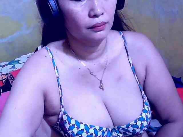 SweetMonlight webcam