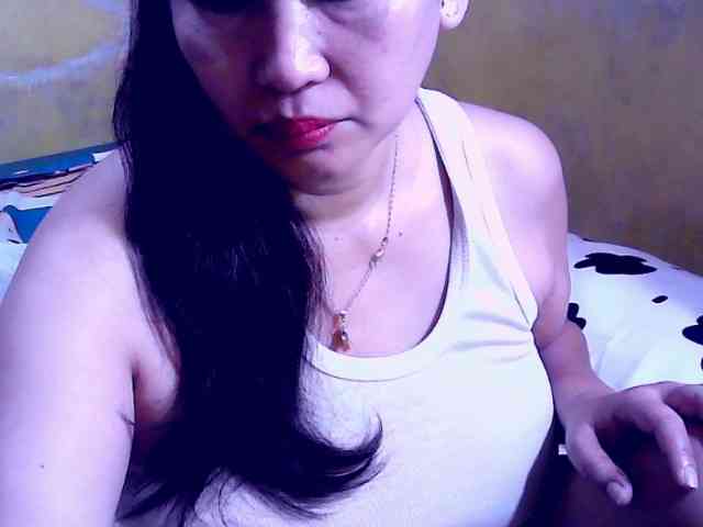 SweetMonlight webcam