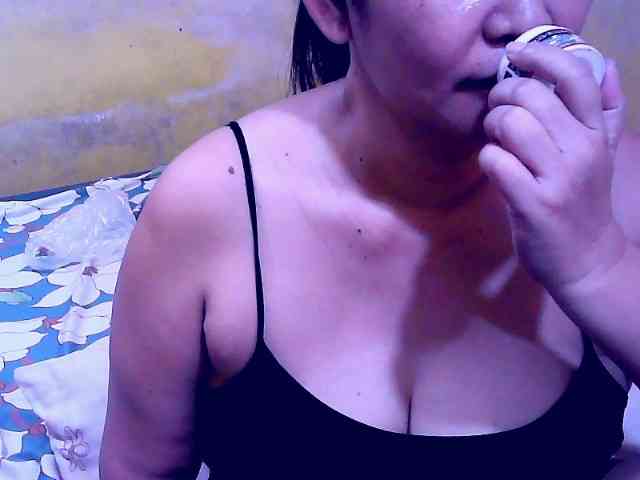 SweetMonlight webcam