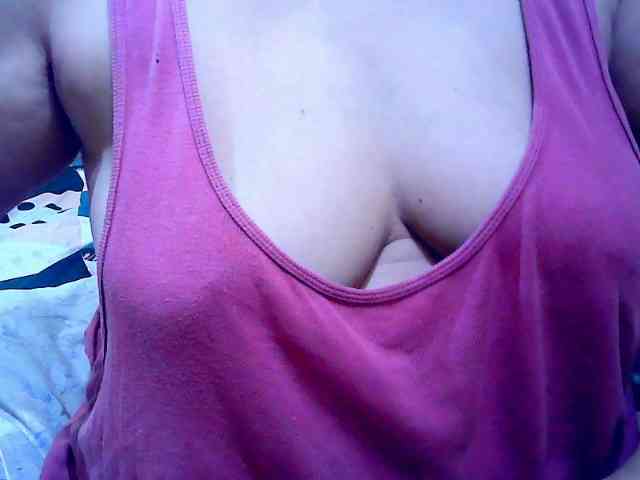 SweetMonlight webcam
