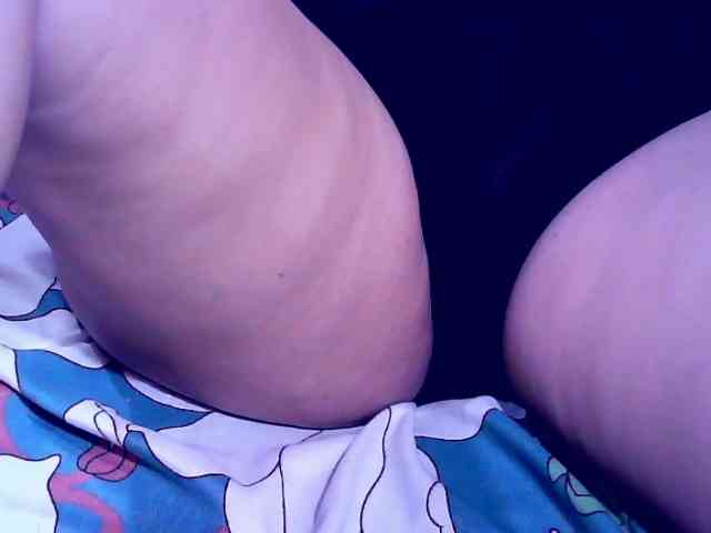 SweetMonlight webcam