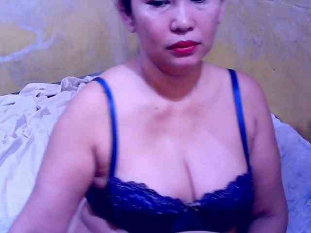 SweetMonlight webcam