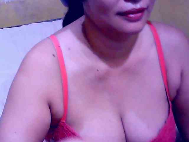 SweetMonlight webcam