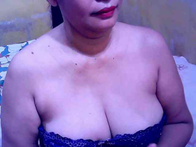 SweetMonlight webcam