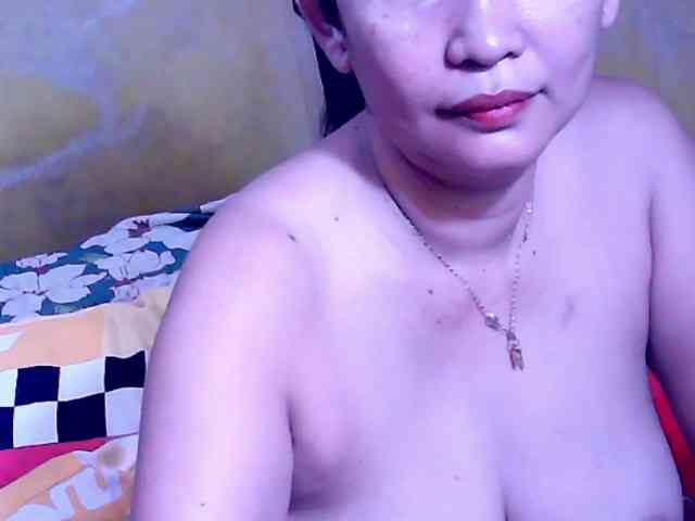 SweetMonlight webcam