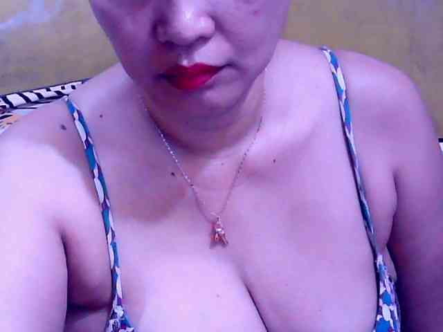 SweetMonlight webcam