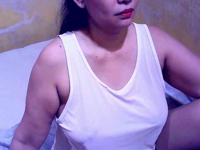 SweetMonlight webcam
