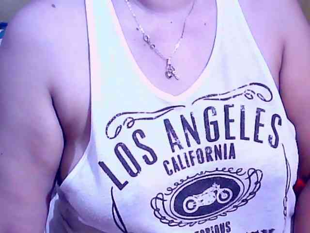 SweetMonlight webcam