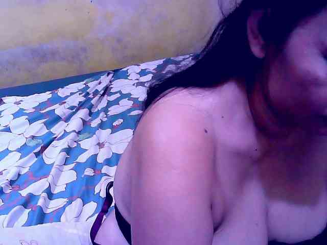 SweetMonlight webcam