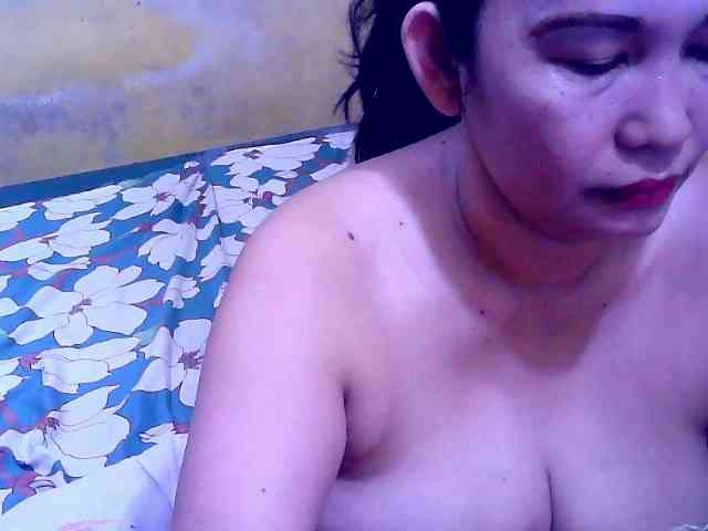 SweetMonlight webcam