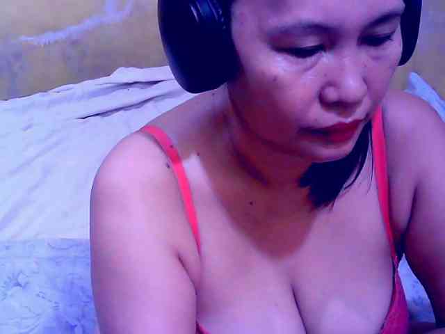 SweetMonlight webcam