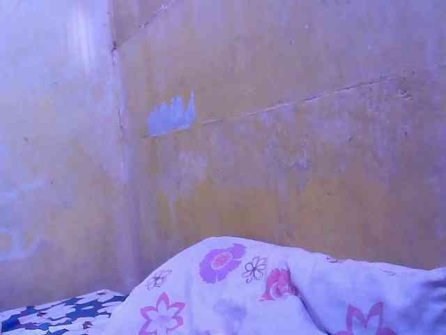SweetMonlight webcam