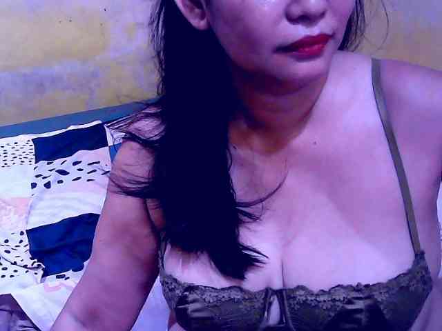 SweetMonlight webcam