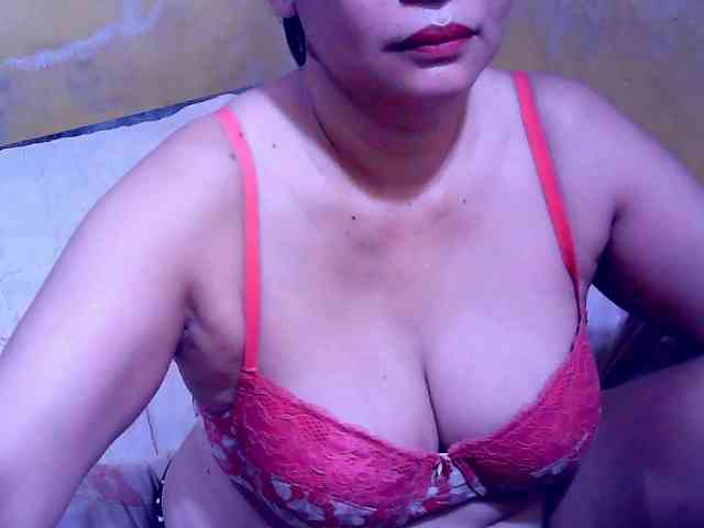 SweetMonlight webcam