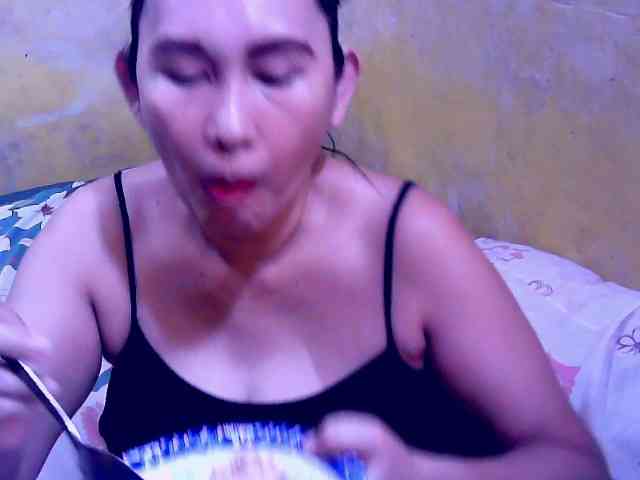 SweetMonlight webcam